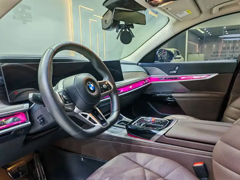 BMW 7 Series 2024 из CN, фото 5