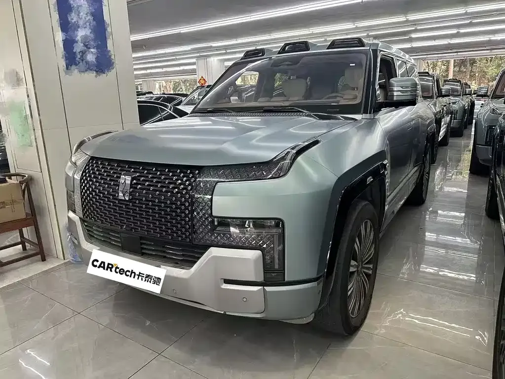 Yangwang U8 2024 из CN, фото 1