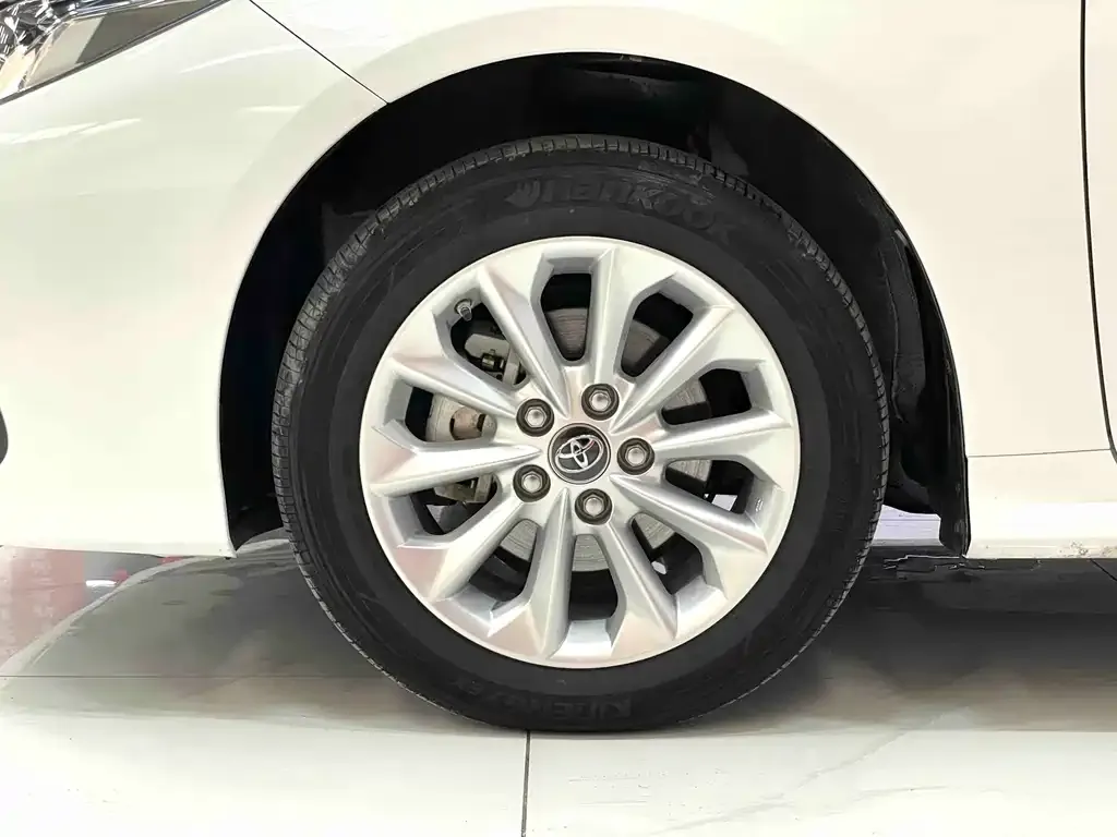 Toyota Corolla 2022 из CN, фото 9