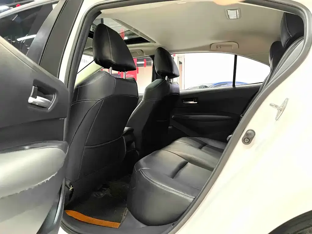 Toyota Corolla 2022 из CN, фото 7