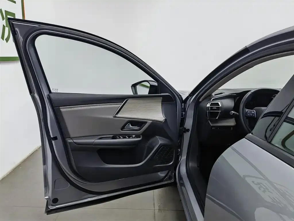 Citroen C5 X 2022 из CN, фото 6