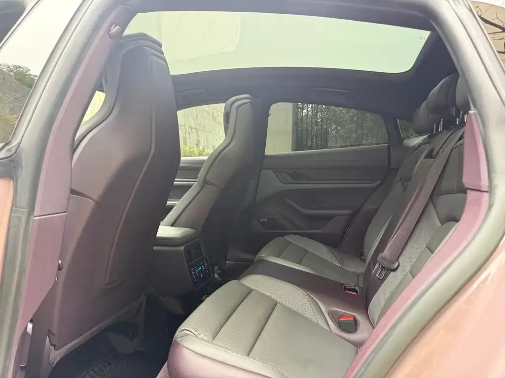 Porsche Taycan 2023 из CN, фото 3
