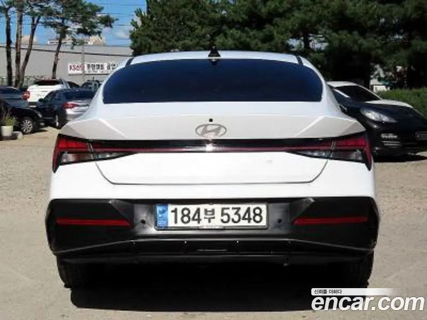 Hyundai AVANTE — фото 9