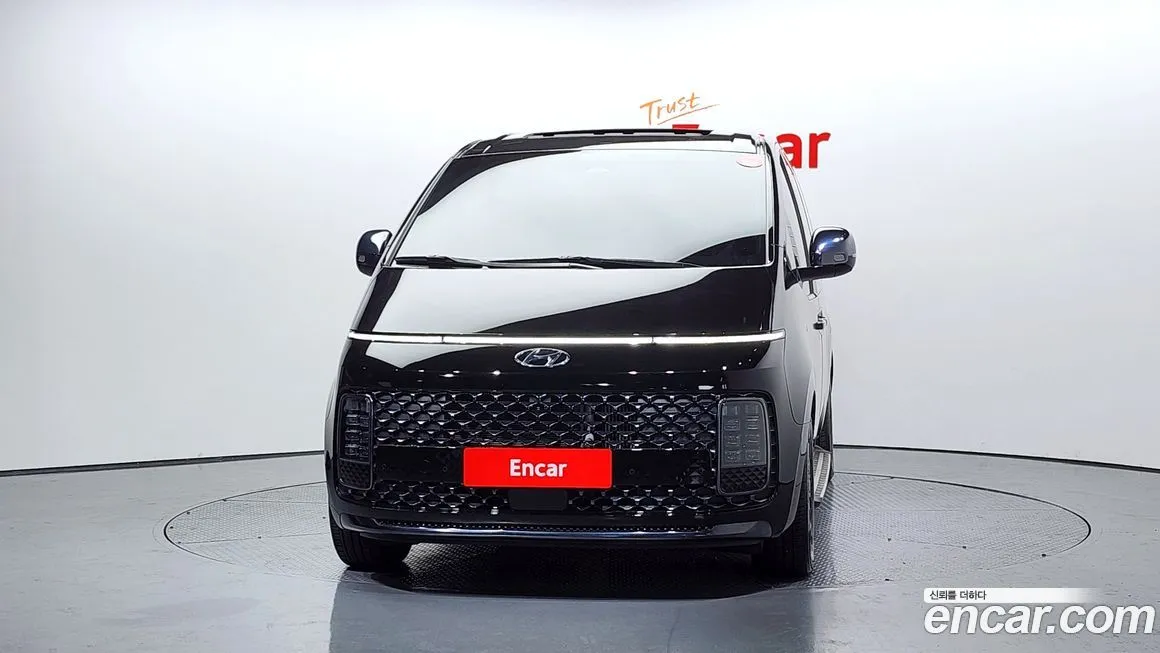 Hyundai Staria — фото 3