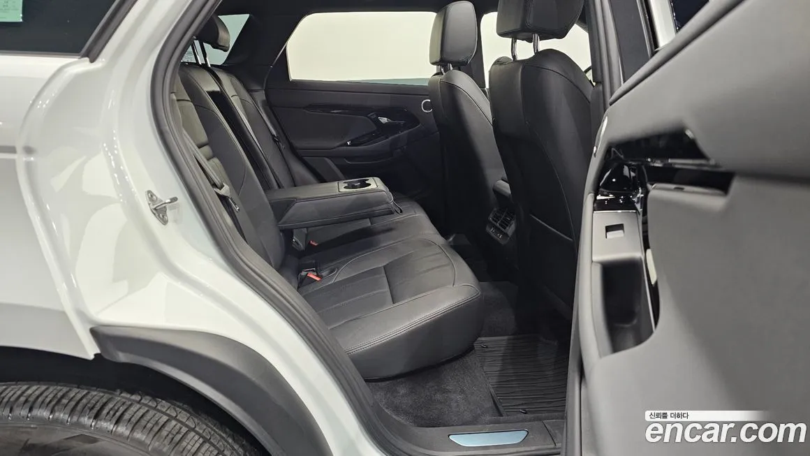 Land Rover Range Rover Evoque — фото 2