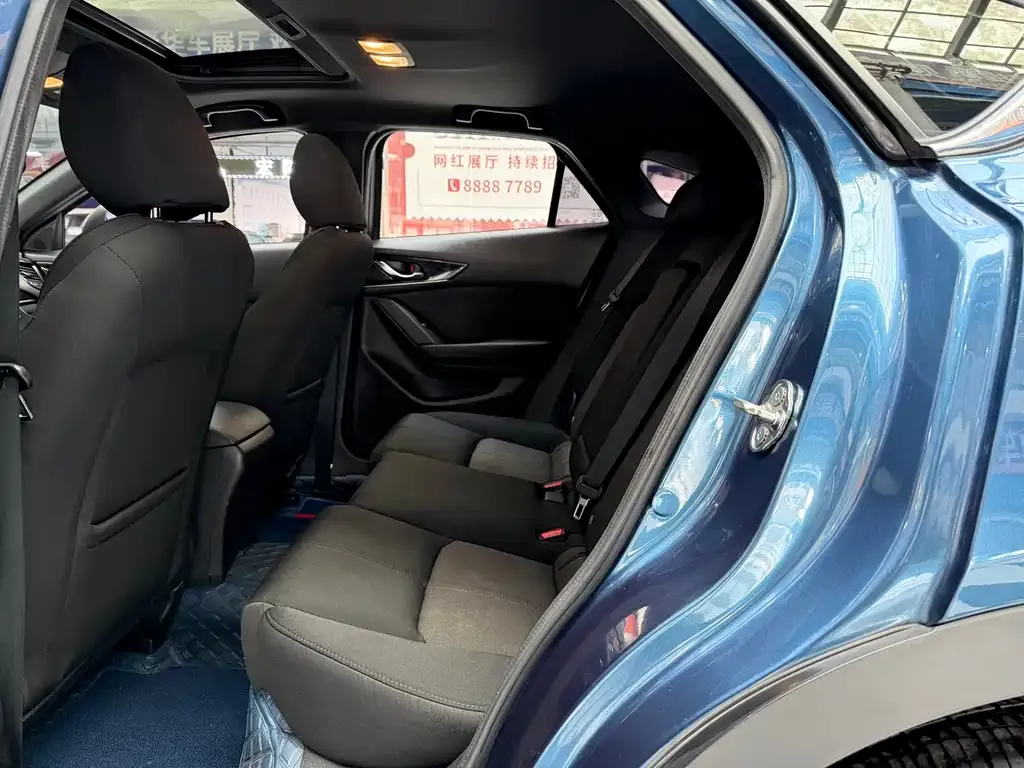 Mazda CX-4 2021 из CN, фото 3