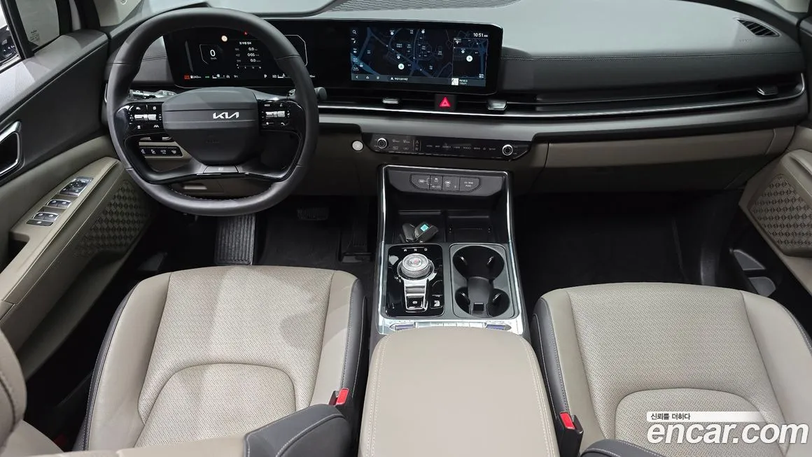 Kia Carnival — фото 10