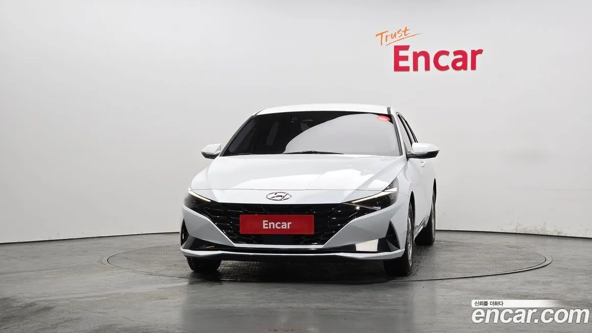 Hyundai AVANTE — фото 2