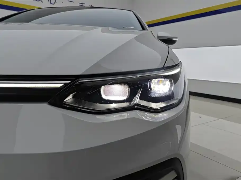 Volkswagen Golf 2024 из CN, фото 3