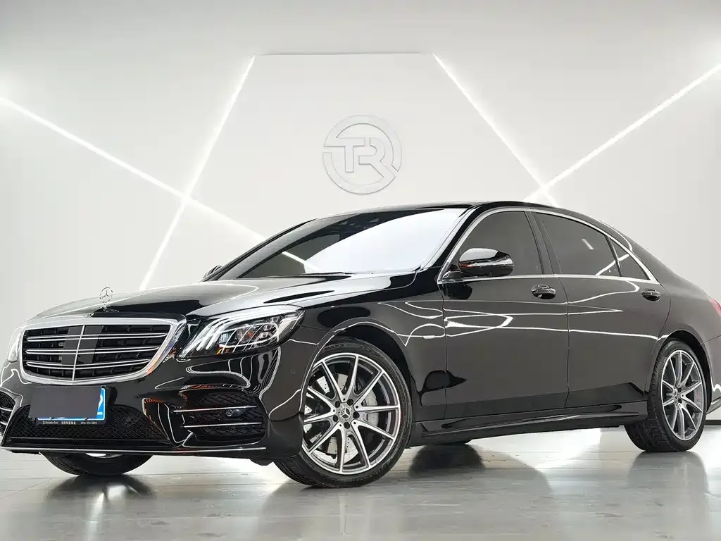 Mercedes-Benz S-Class — фото 1