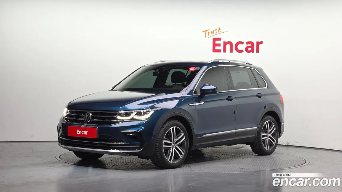 Volkswagen Tiguan — фото 1