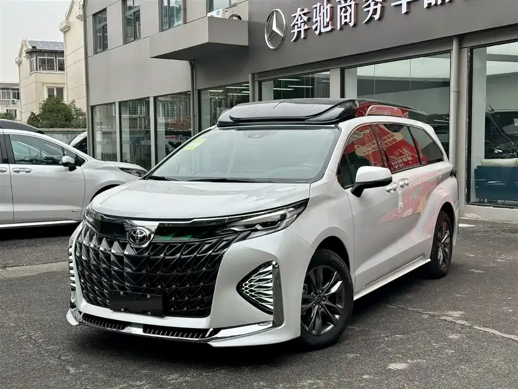Toyota Sienna 2026 из CN, фото 1