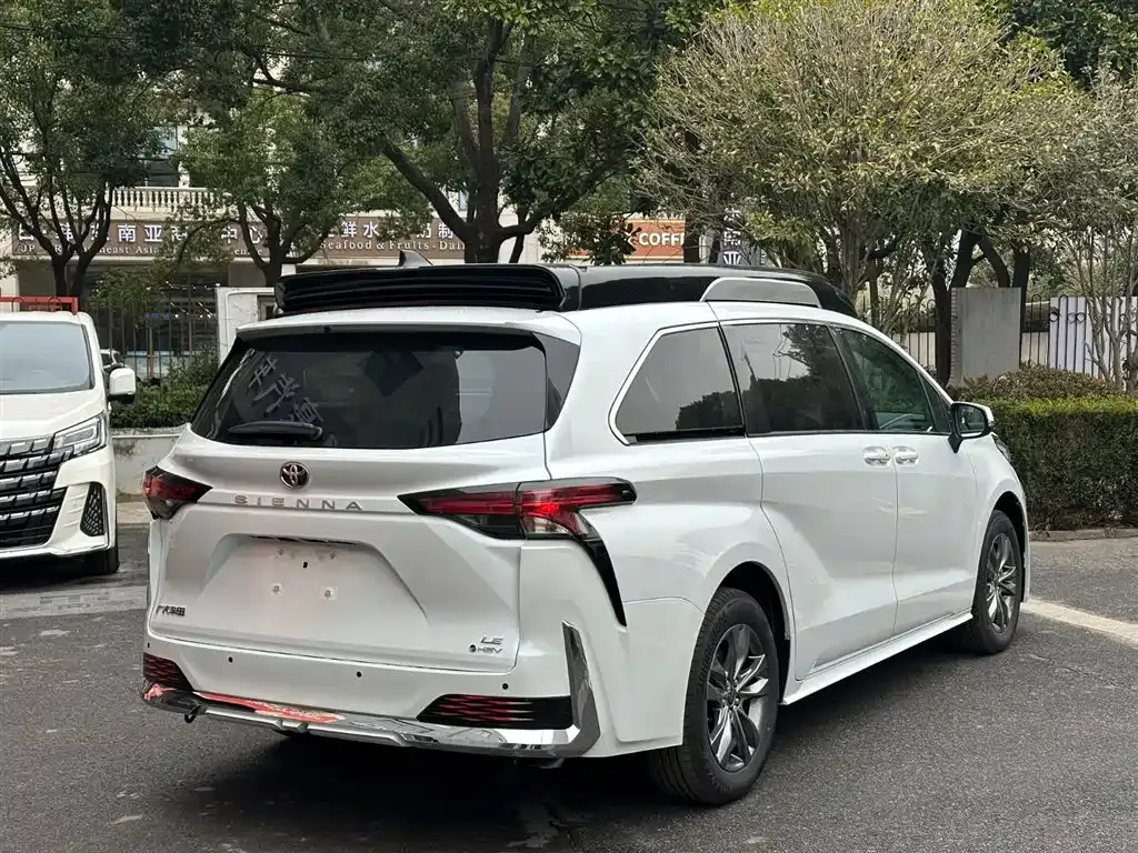 Toyota Sienna 2026 из CN, фото 9