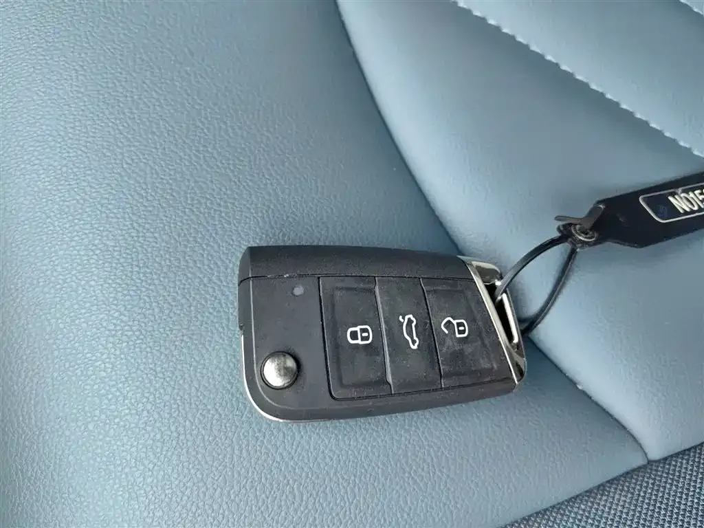 Volkswagen Tharu 2024 из CN, фото 2