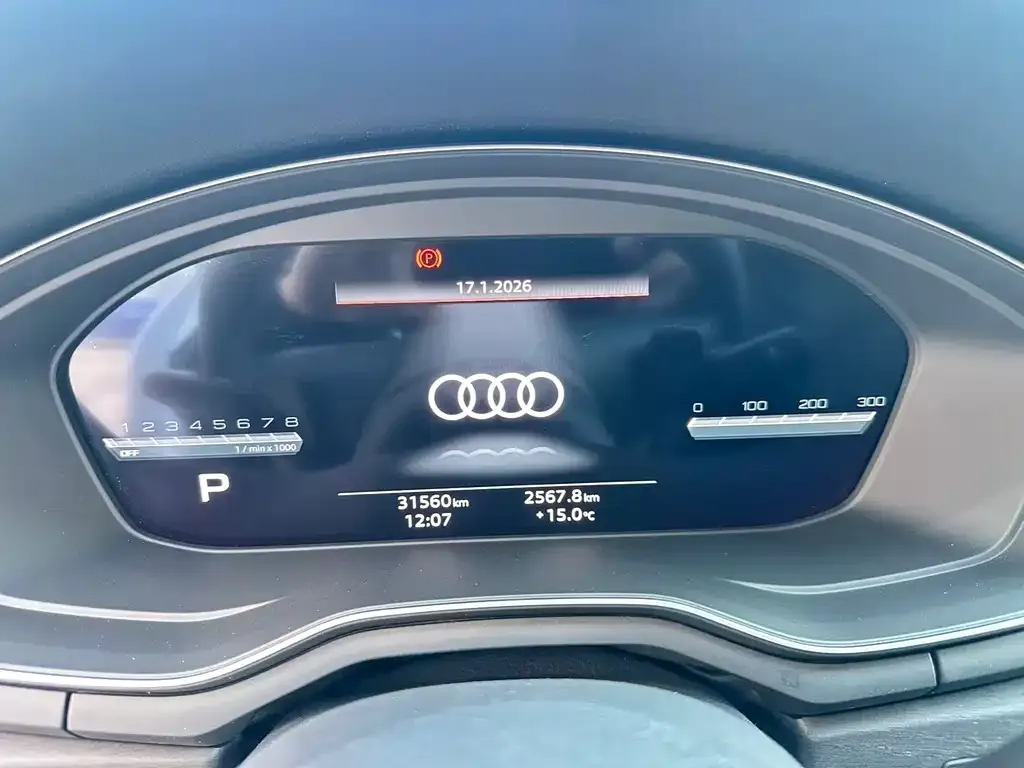 Audi A4L 2023 из CN, фото 2