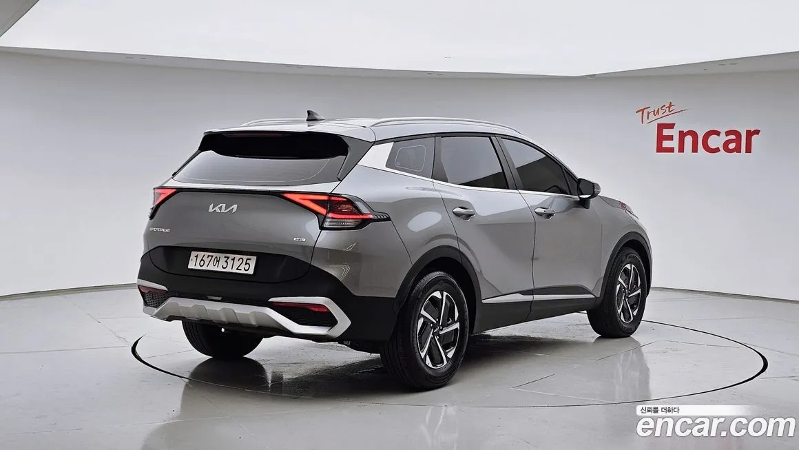 Kia Sportage — фото 6