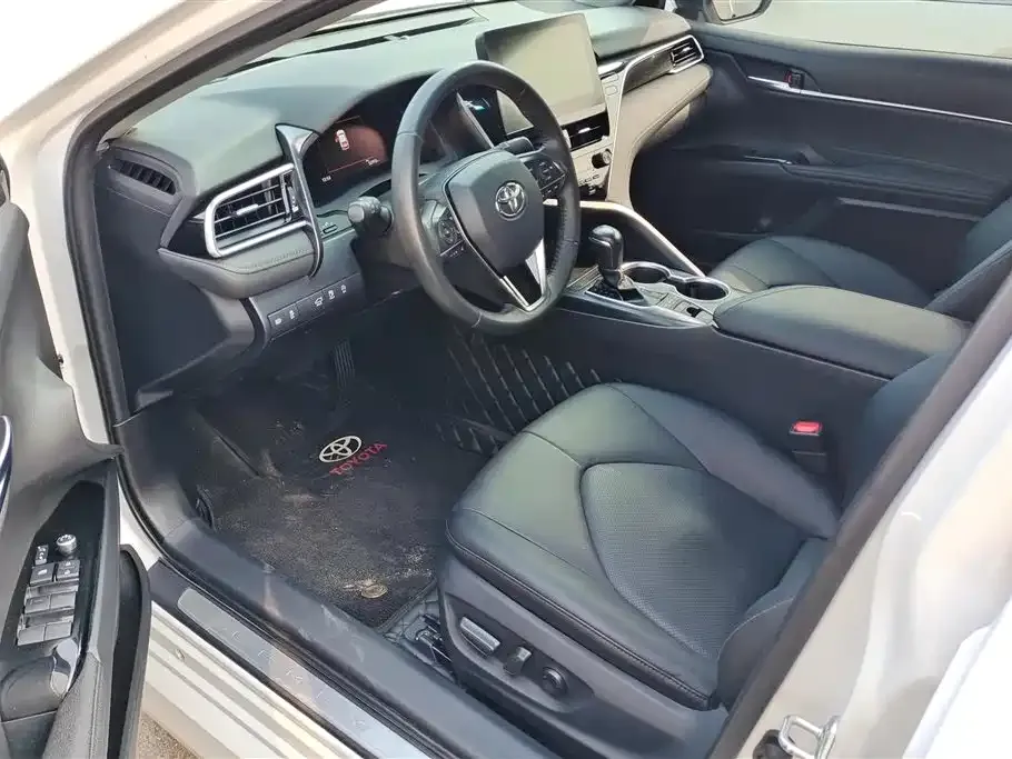 Toyota Camry 2021 из CN, фото 7