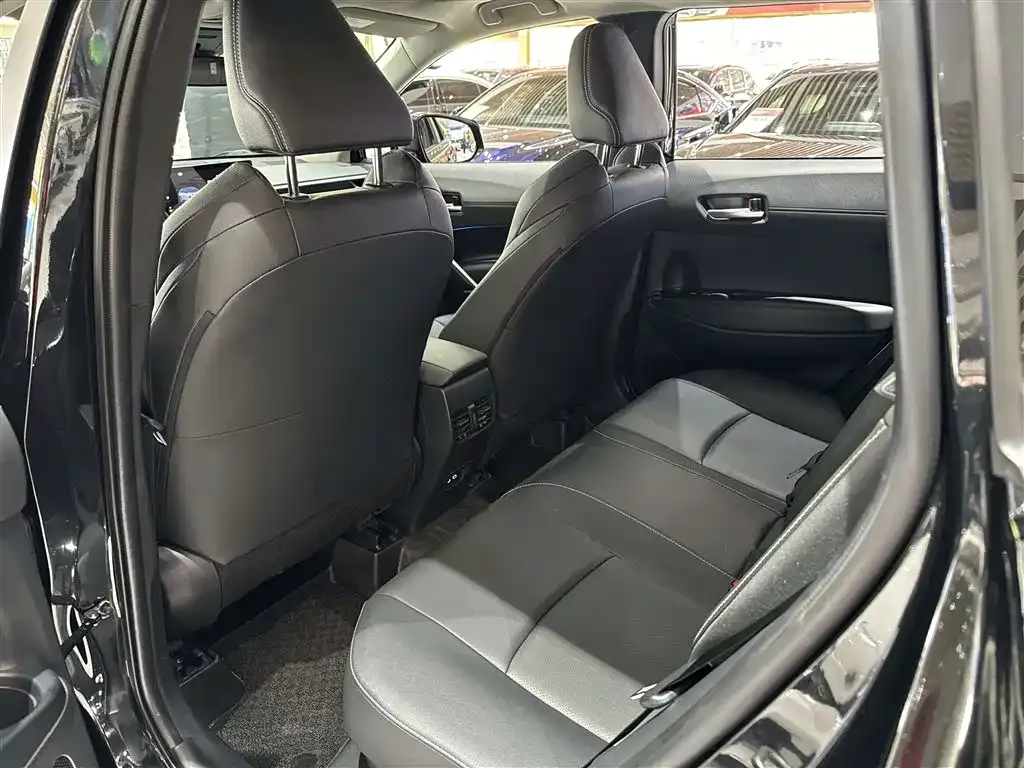 Toyota Frontlander 2024 из CN, фото 8