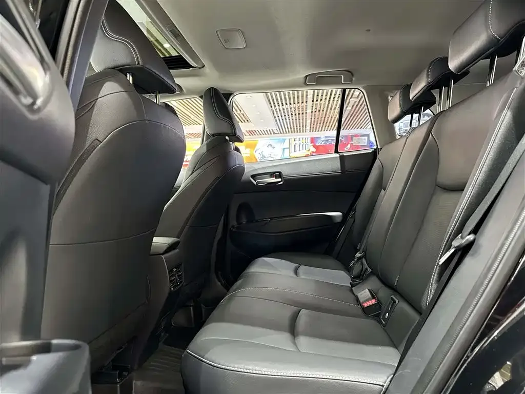 Toyota Frontlander 2024 из CN, фото 2