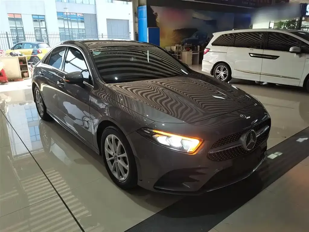 Mercedes-Benz A-Class — фото 10