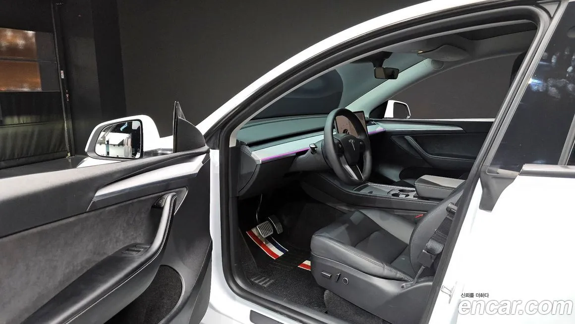 Tesla Model Y 2023 из KR, фото 9
