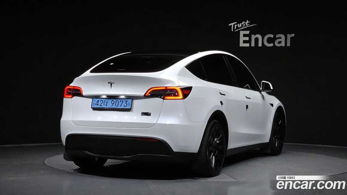 Tesla Model Y 2023 из KR, фото 4