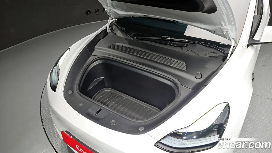Tesla Model Y 2023 из KR, фото 10