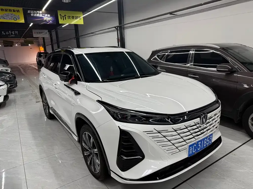 Changan CS75PLUS — фото 8