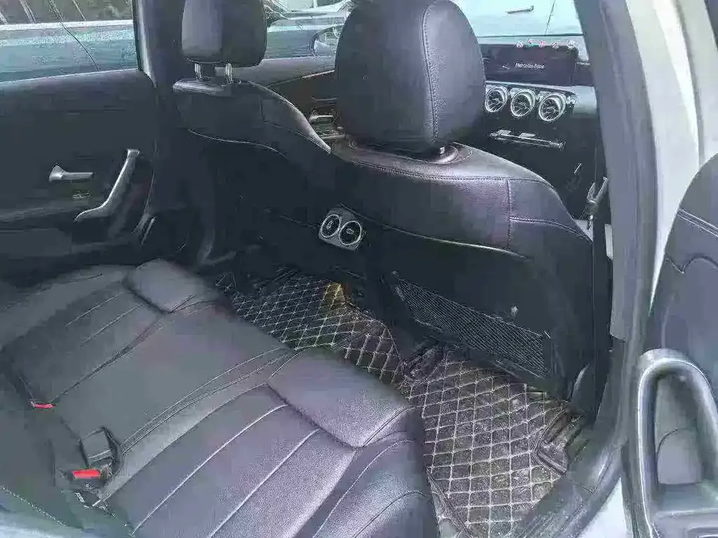 Mercedes-Benz A-Class 2022 из CN, фото 4
