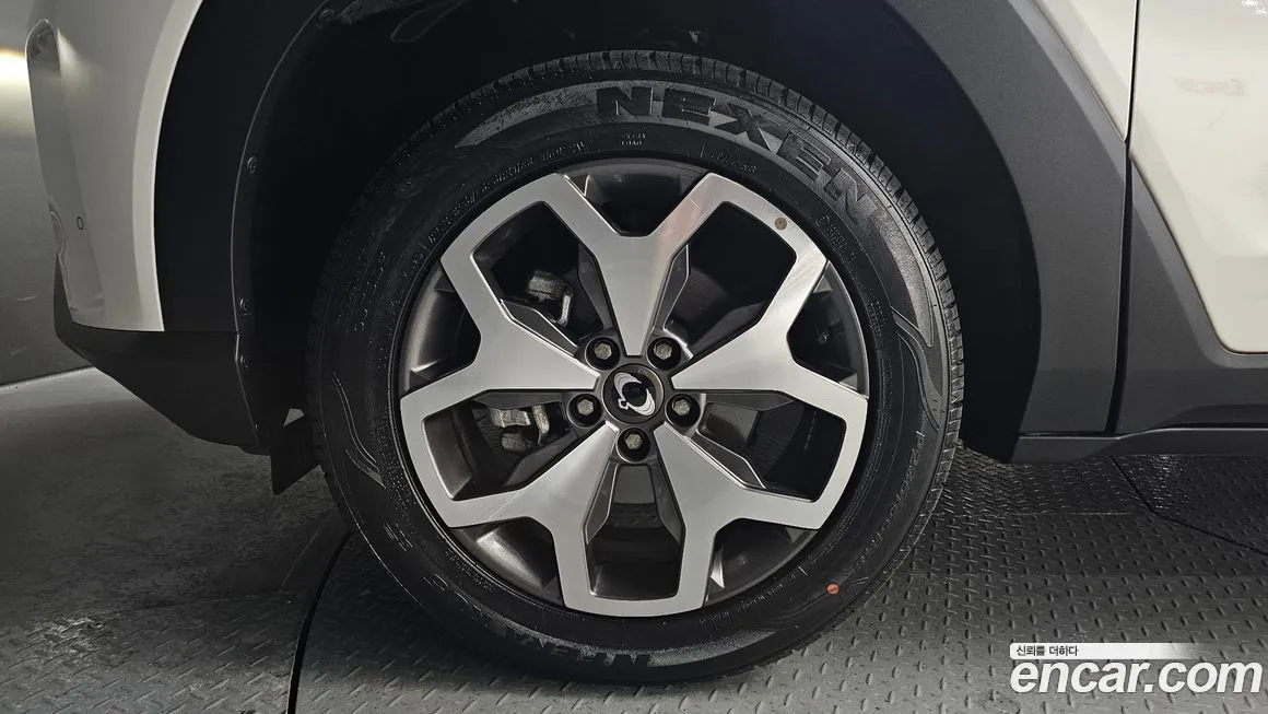 KG Mobility (Ssangyong) Torres — фото 10