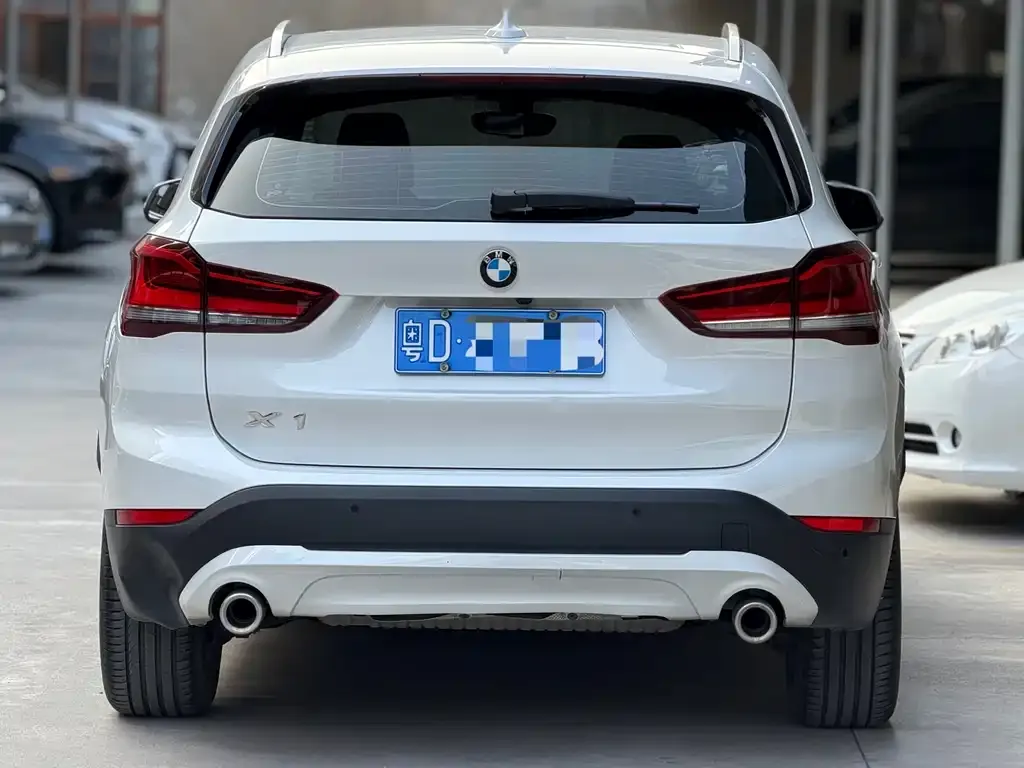 BMW X1 — фото 4