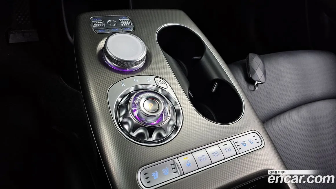 Genesis GV60 — фото 6
