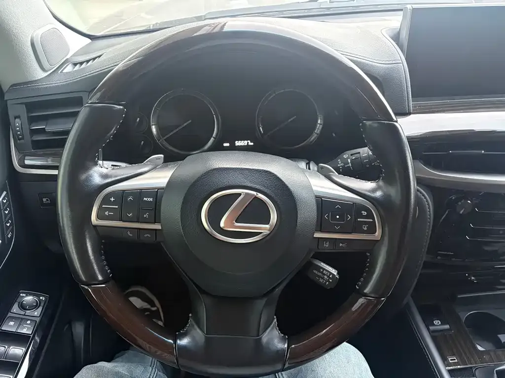 Lexus LX 2022 из CN, фото 2
