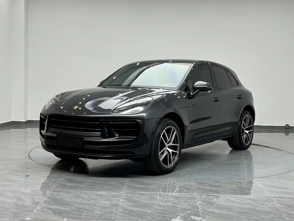 Porsche Macan — фото 1