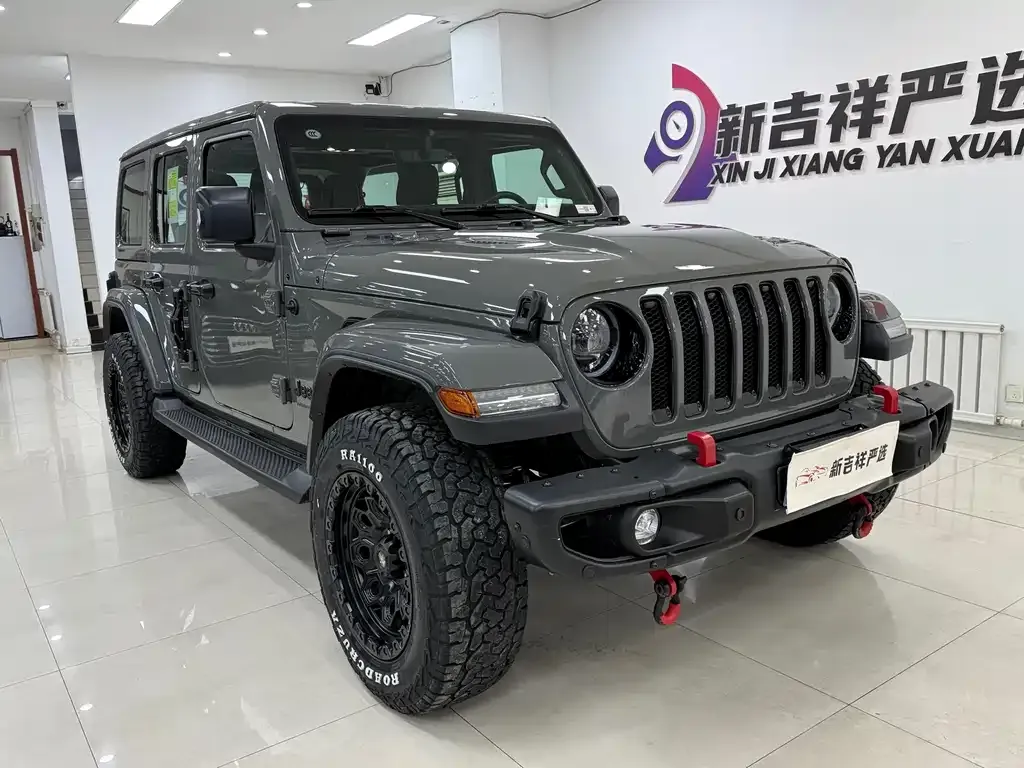 Jeep Wrangler 2023 из CN, фото 1