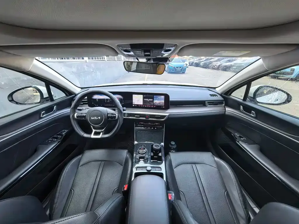 Kia K5 2025 из CN, фото 5