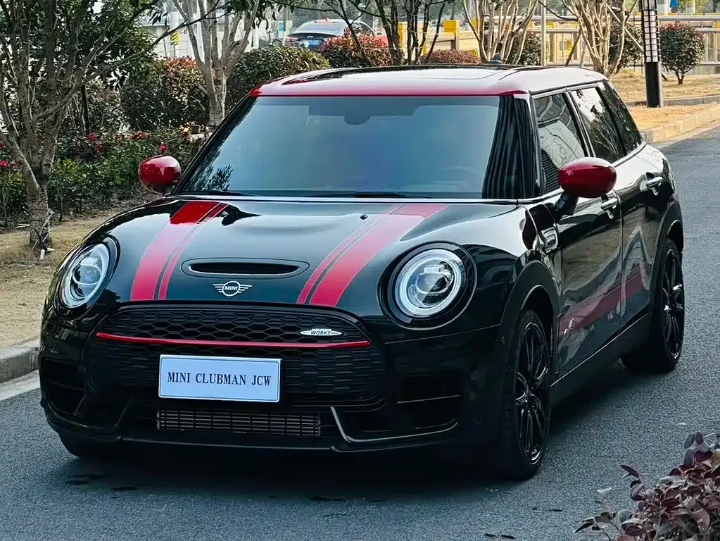 MINI Clubman JCW 2021 из CN, фото 1