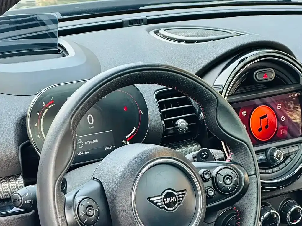 MINI Clubman JCW 2021 из CN, фото 7