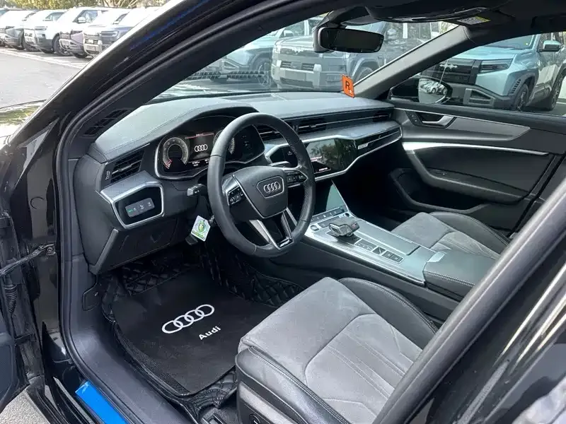 Audi A6L 2022 из CN, фото 3