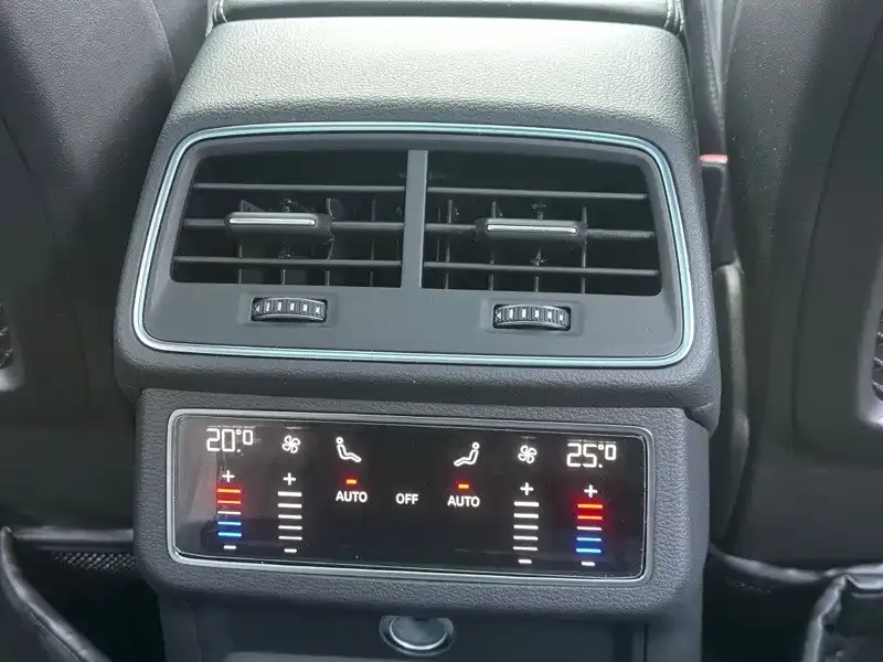 Audi A6L 2022 из CN, фото 5