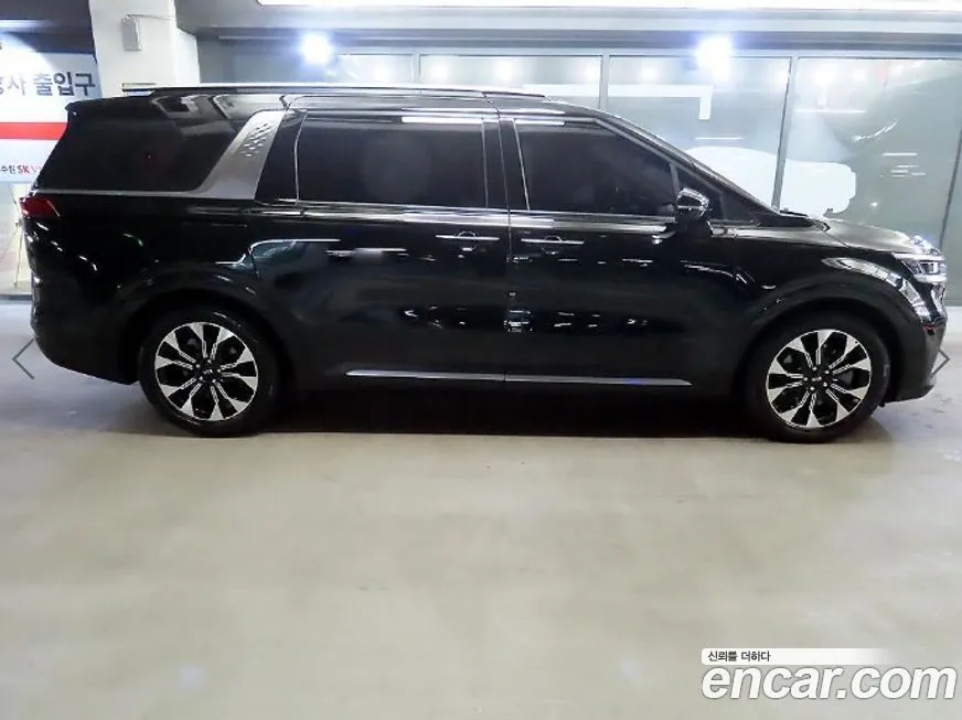 Kia Carnival — фото 2