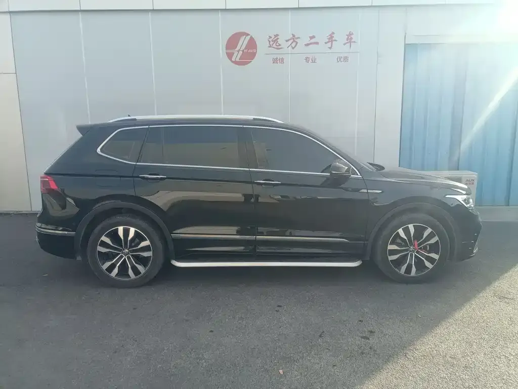 Volkswagen Tiguan L 2024 из CN, фото 9
