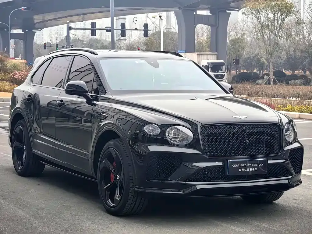 Bentley Bentayga — фото 9