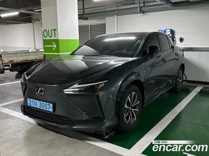 Lexus RZ 2023 из KR, фото 2