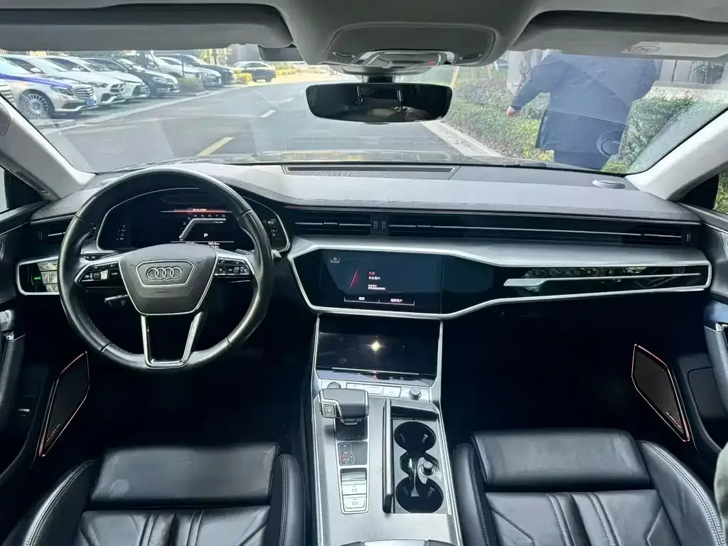 Audi A7 — фото 2