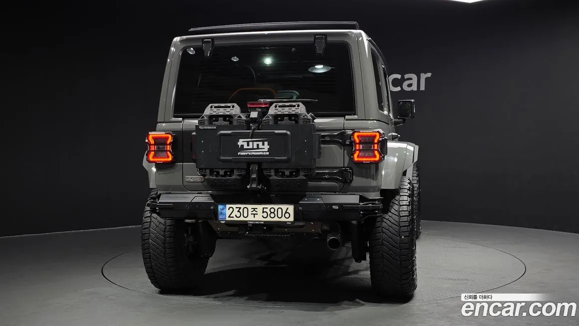 Jeep Wrangler 2022 из KR, фото 10