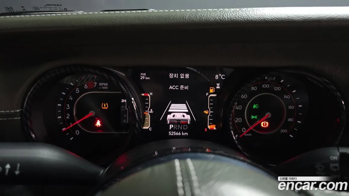 Jeep Wrangler 2022 из KR, фото 3
