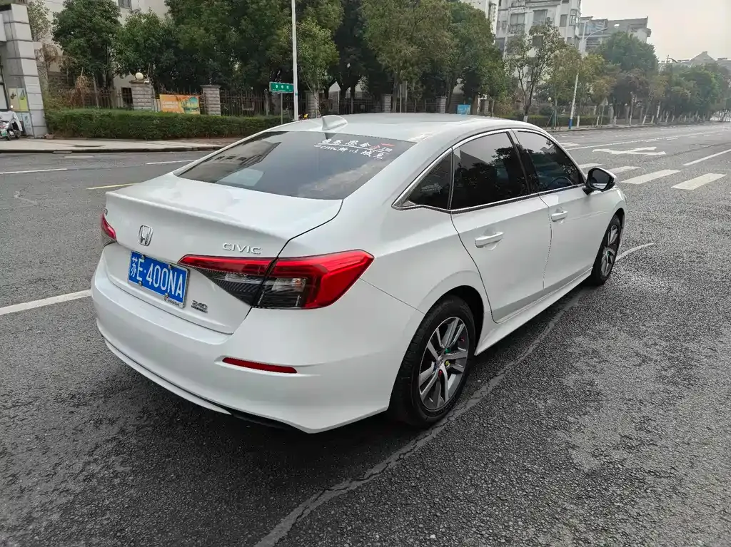 Honda Civic — фото 8