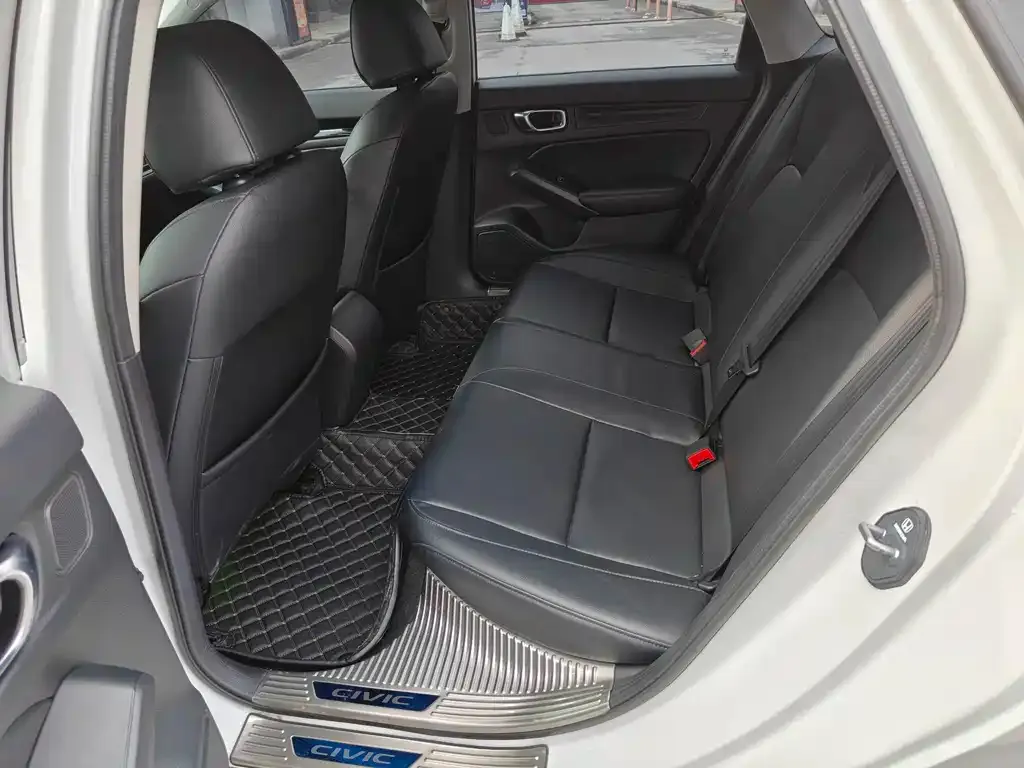 Honda Civic — фото 3