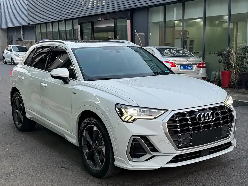Audi Q3 2022 из CN, фото 7